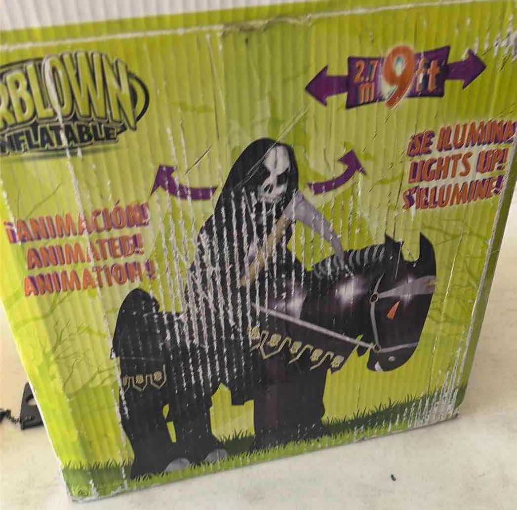 Photo 1 of NIB INFLATABLE HALLOWEEN DECORATION 9’ GRIMREAPER