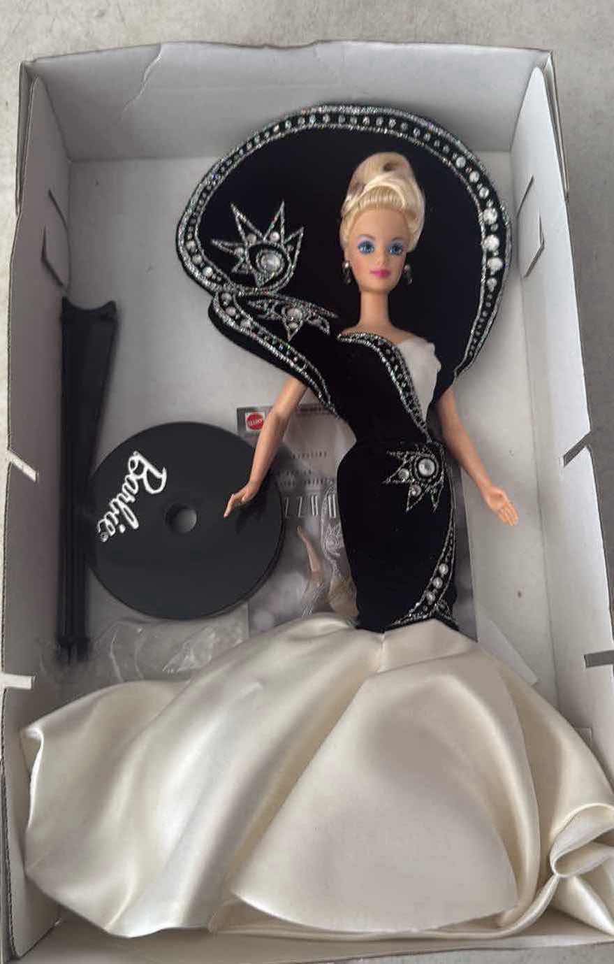 Photo 1 of NIB DIAMOND DAZZLE BARBIE 12”H