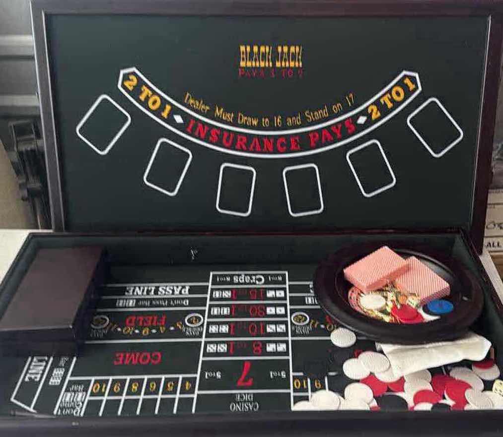 Photo 1 of CASINO 3 IN 1 GAME TABLE