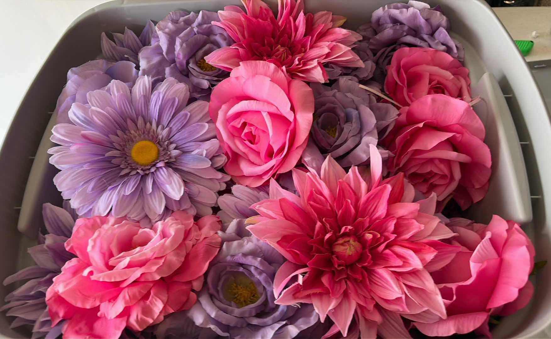 Photo 1 of CONTENTS OF BOX FLORAL DECORATIONS