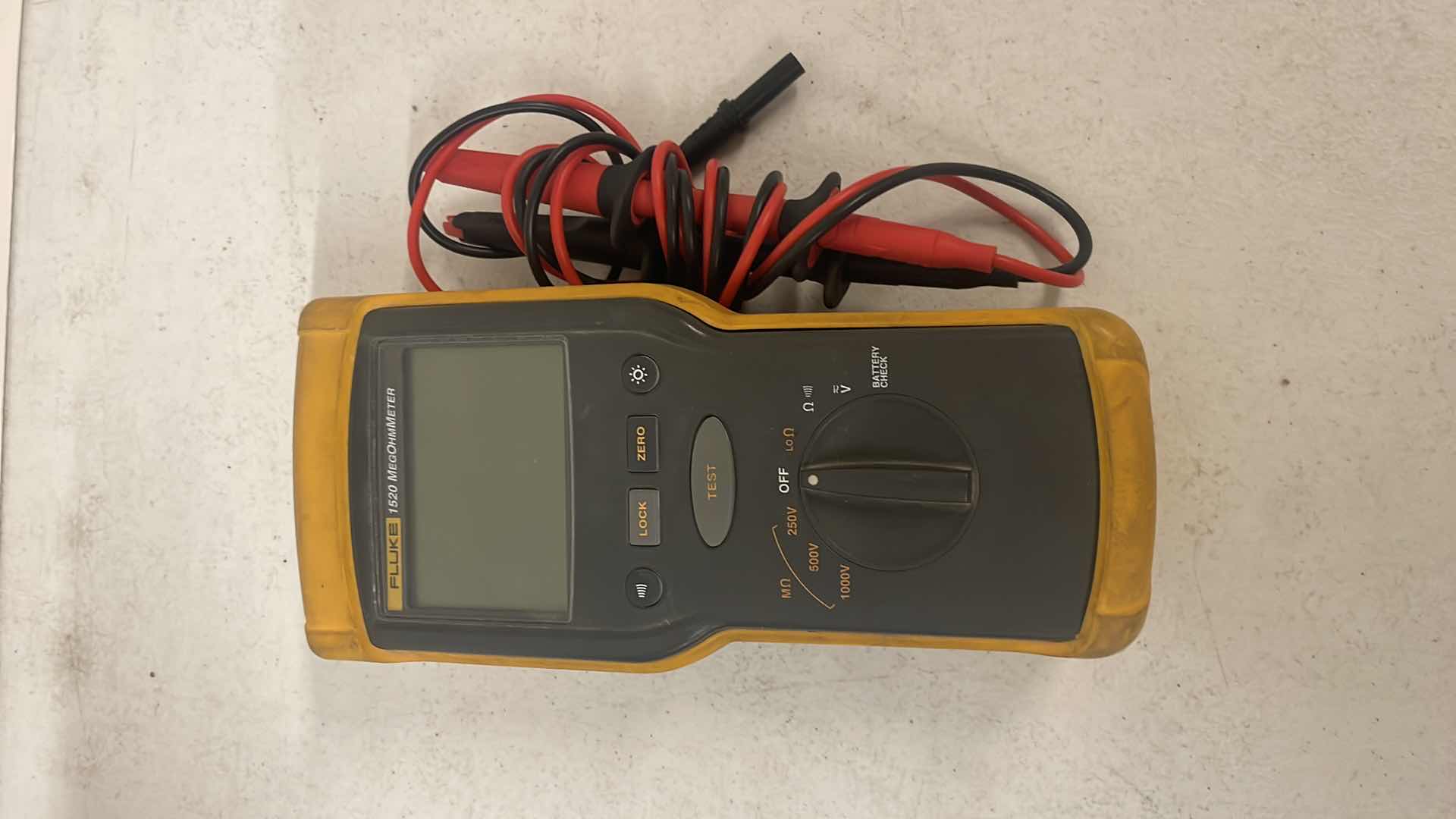 Photo 1 of FLUKE 1520 MEGOHMMETER