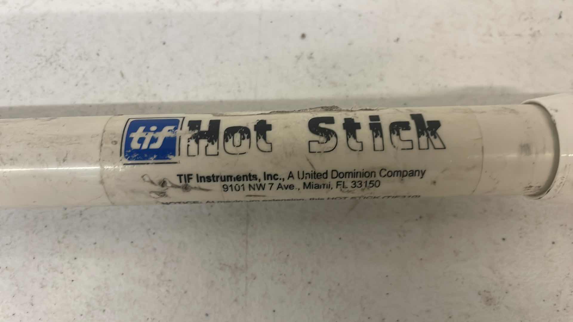 Photo 2 of TIF INSTRUMENTS  HOT STICK , TIF310