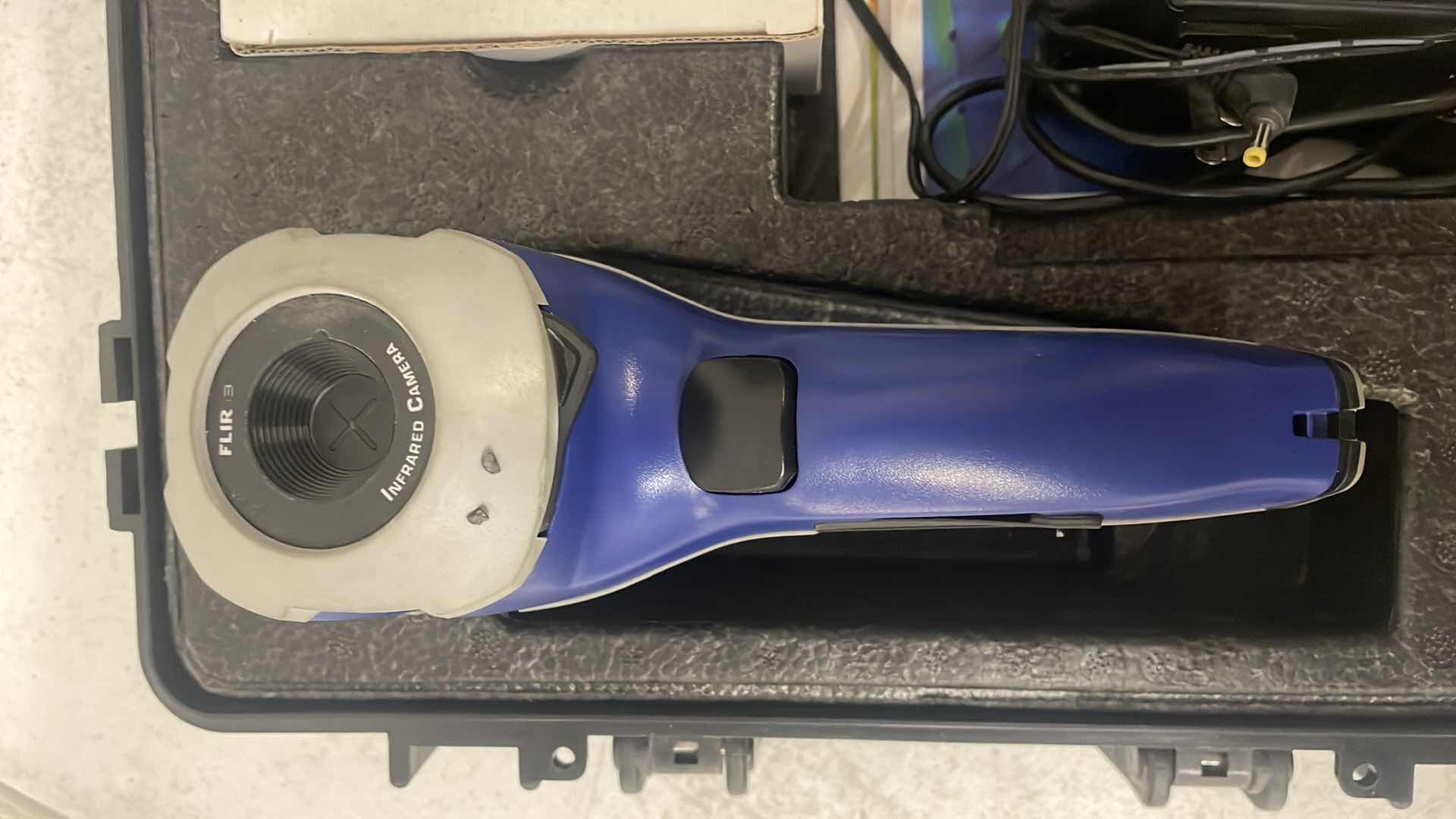 Photo 1 of FLIR I3 IRC30 INFRARED CAMERA THERMAL IMAGING CAMERA