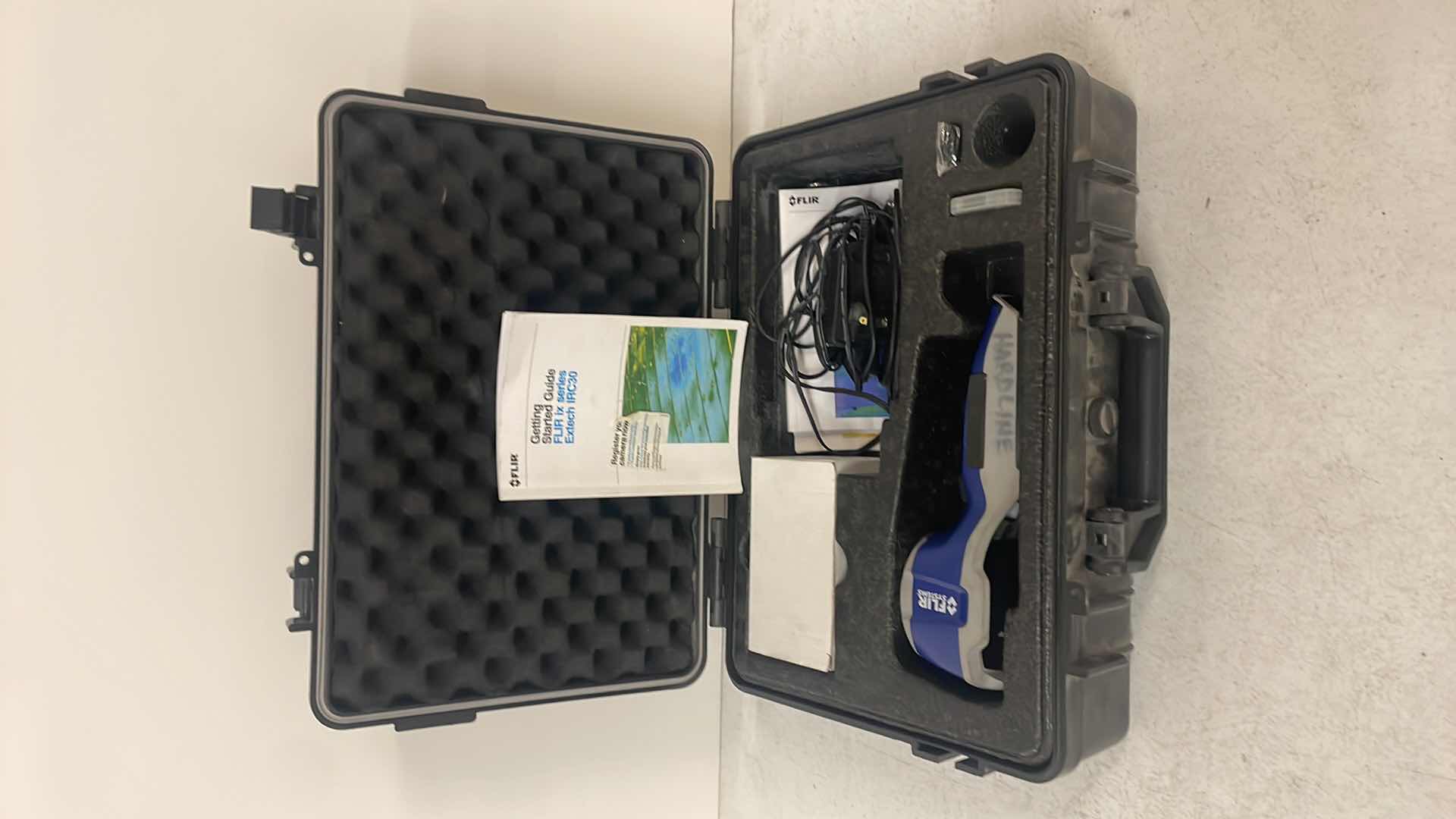 Photo 1 of FLIR I3 IRC30 INFRARED CAMERA THERMAL IMAGING CAMERA