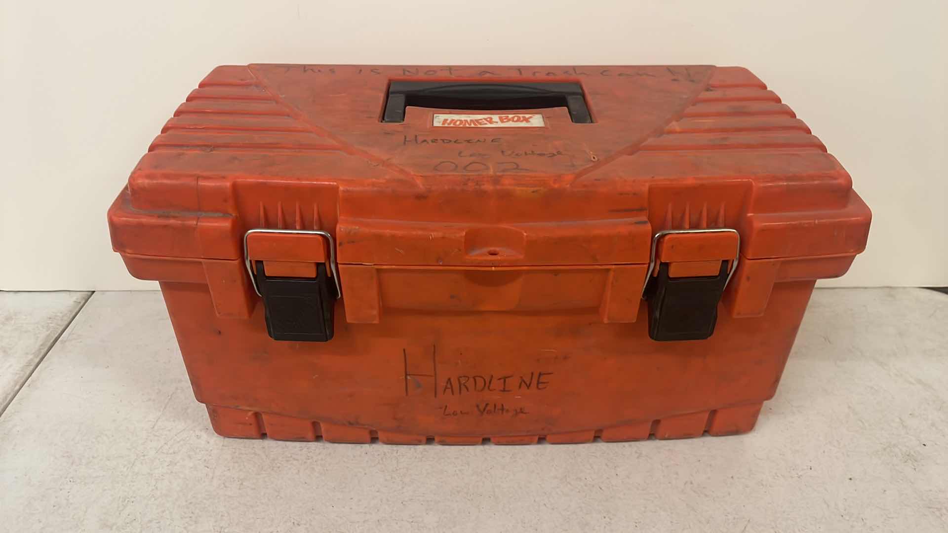 Photo 5 of KLEIN TOOLS RATCHETING CRIMPER/STRIPPER AND OTHER LOW VOLTAGE ITEMS IN HARD CARRYING CASE