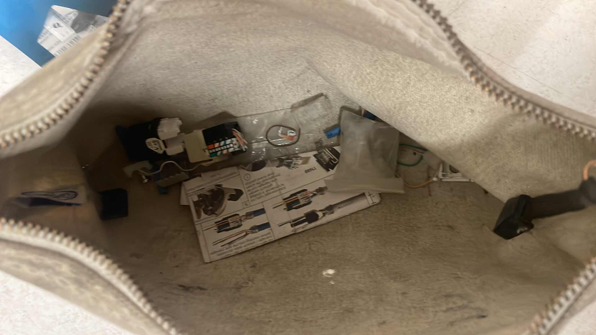 Photo 5 of KLEIN TOOLS RATCHETING CRIMPER/STRIPPER & KLEIN TOOLS BAG