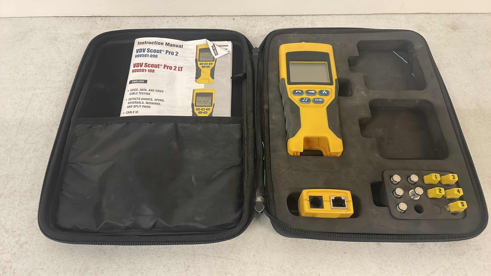 Photo 1 of KLEIN TOOLS VDV SCOUT PRO 2 VDV501-098