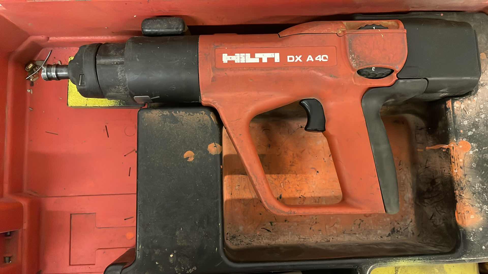 Photo 1 of HILTI DX A40 FASTENING SYSTEM