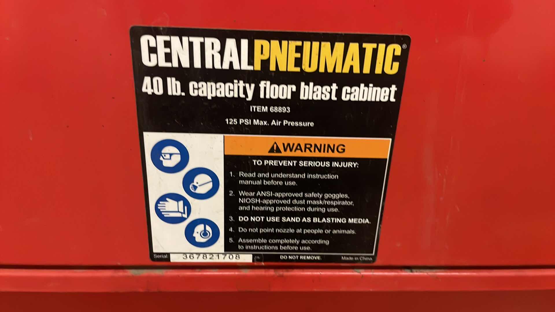 Photo 1 of CENTRAL PNEUMATIC 40LB CAPACITY FLOOR BLAST CABINET