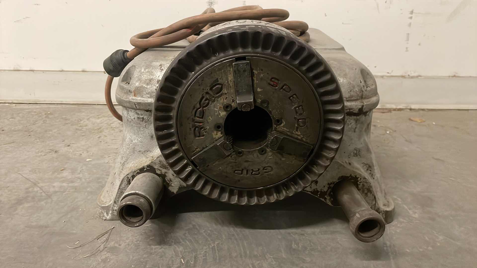 Photo 1 of RIDGID 400A ELECTRIC POWER PIPE THREADER THREADING MACHINE 120V