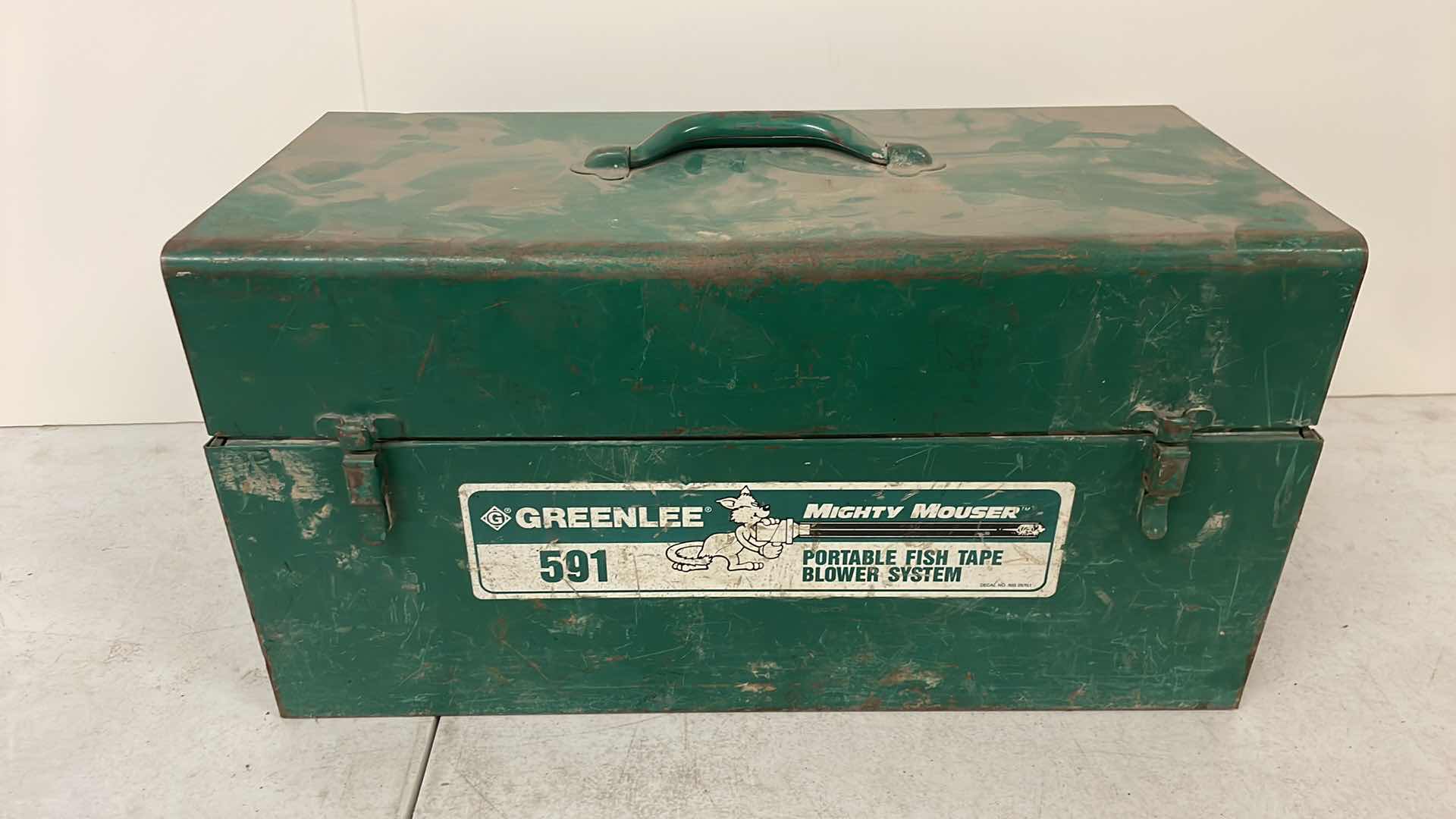 Photo 1 of GREENLEE MIGHTY MOUSER 591 PORTABLE FISH TAPE BLOWER SYSTEM