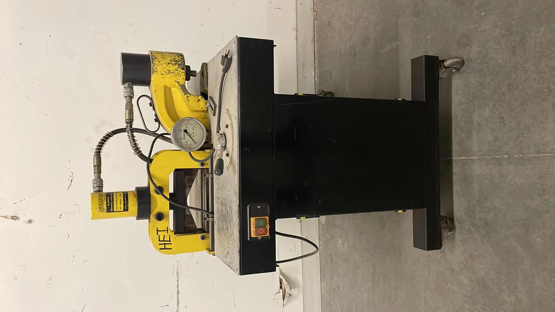 Photo 1 of HYDRAFORE 3 IN 1 ELECTRO-HYDRAULIC BUSBAR PROCESSOR 8” CUTTER BENDER HOLE PUNCH M-200H