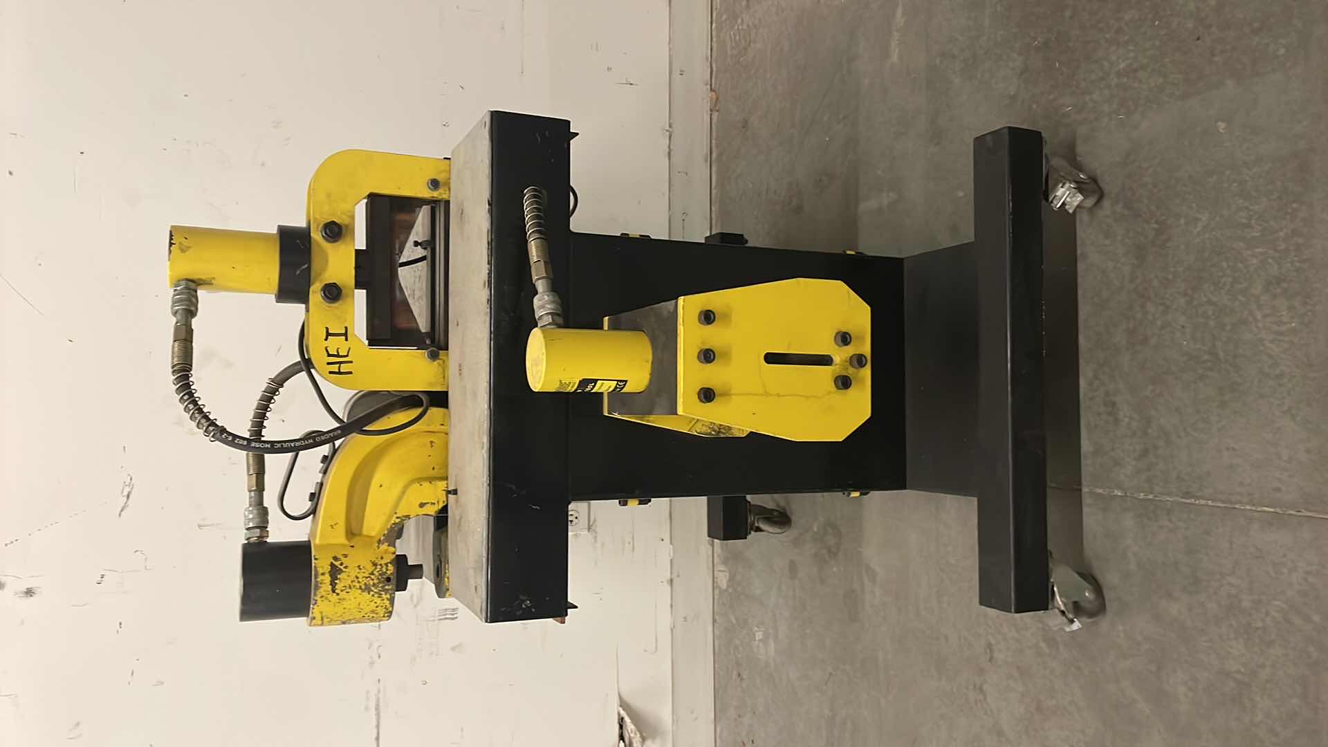 Photo 1 of HYDRAFORE 3 IN 1 ELECTRO-HYDRAULIC BUSBAR PROCESSOR 8” CUTTER BENDER HOLE PUNCH M-200H