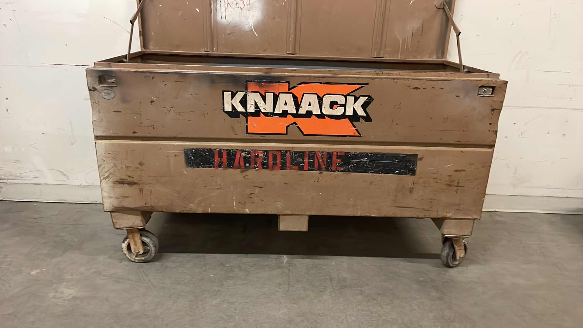 Photo 1 of KNAACK JOBMASTER ON WHEELS 60” x 24” x 24”
