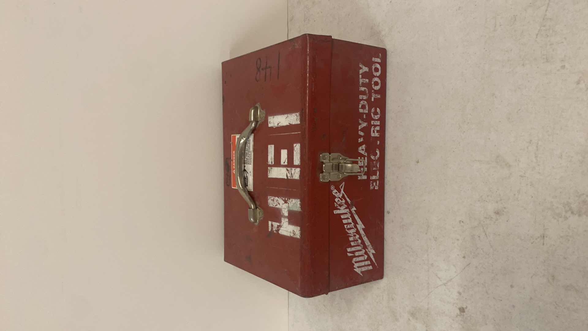 Photo 3 of MILWAUKEE HEAVY-DUTY ELECTRIC HAMMER DRILL CORDED