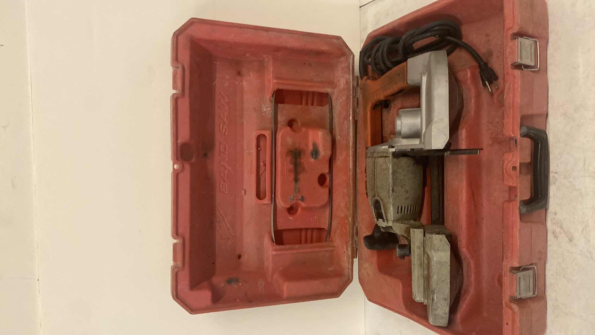 Photo 1 of MILWAUKEE DEEP CUT VARIABLE SPEED BAND SAW KIT 
6232-20