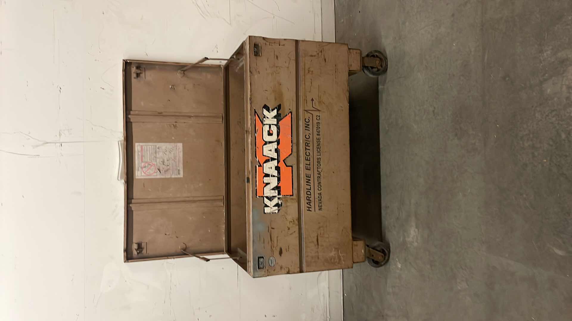 Photo 1 of KNAACK JOBMASTER ON WHEELS 48” x 24” x 24”