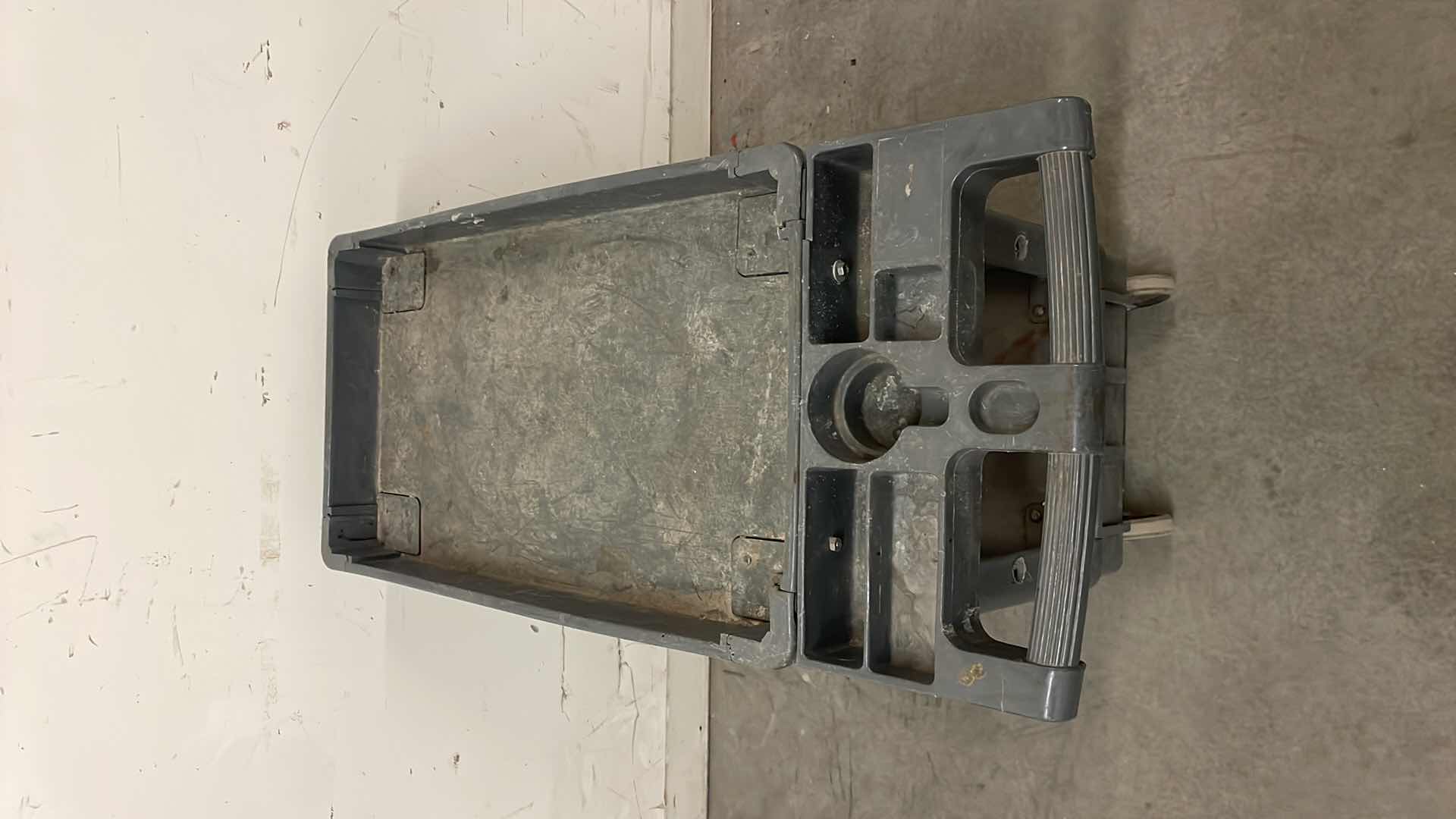 Photo 2 of UTILITY CART 17” x 31”