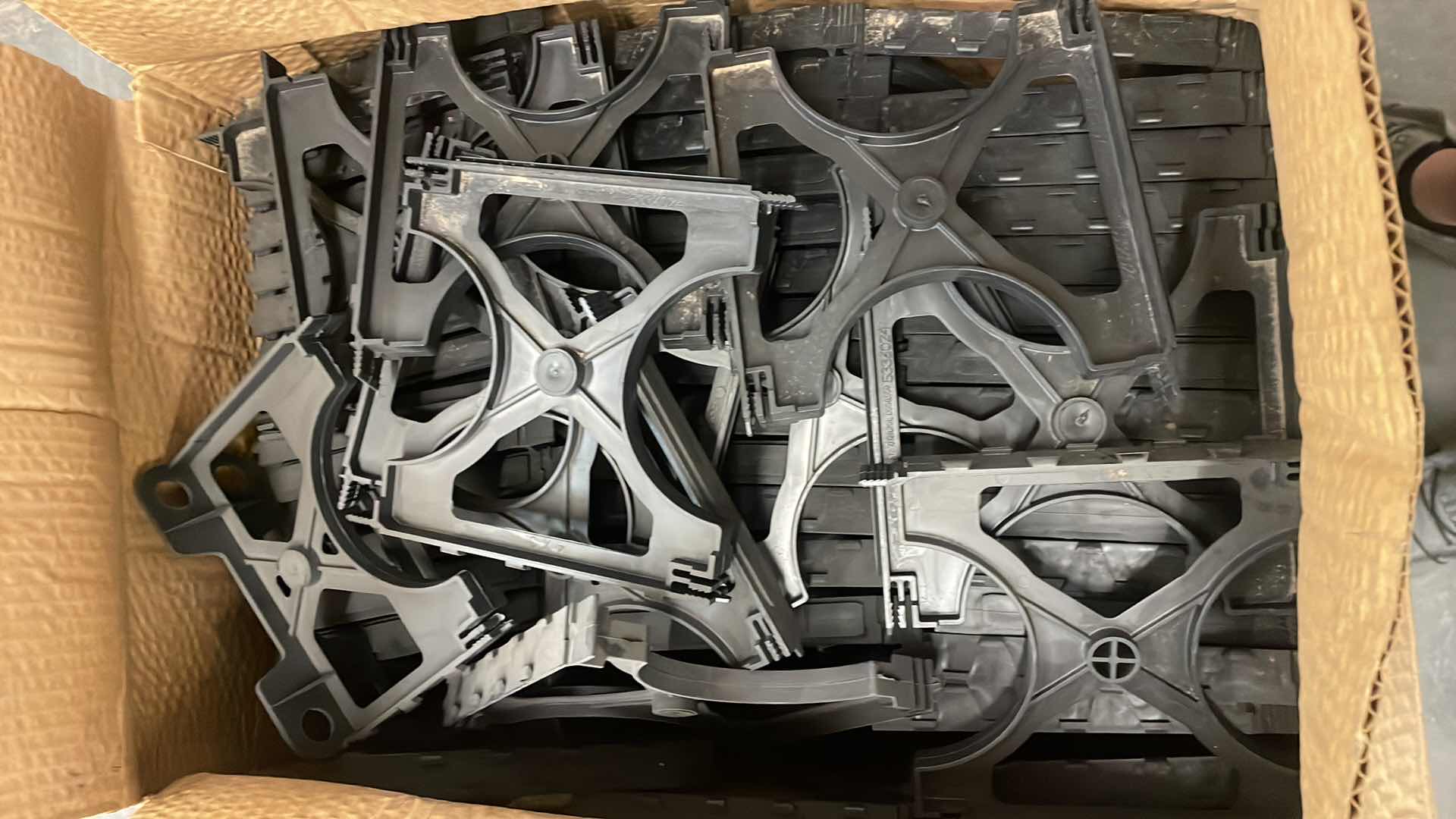 Photo 1 of CANTEX INTERMEDIATE SPACER 5336024 - 4X3 APPROXIMATELY 55PCS