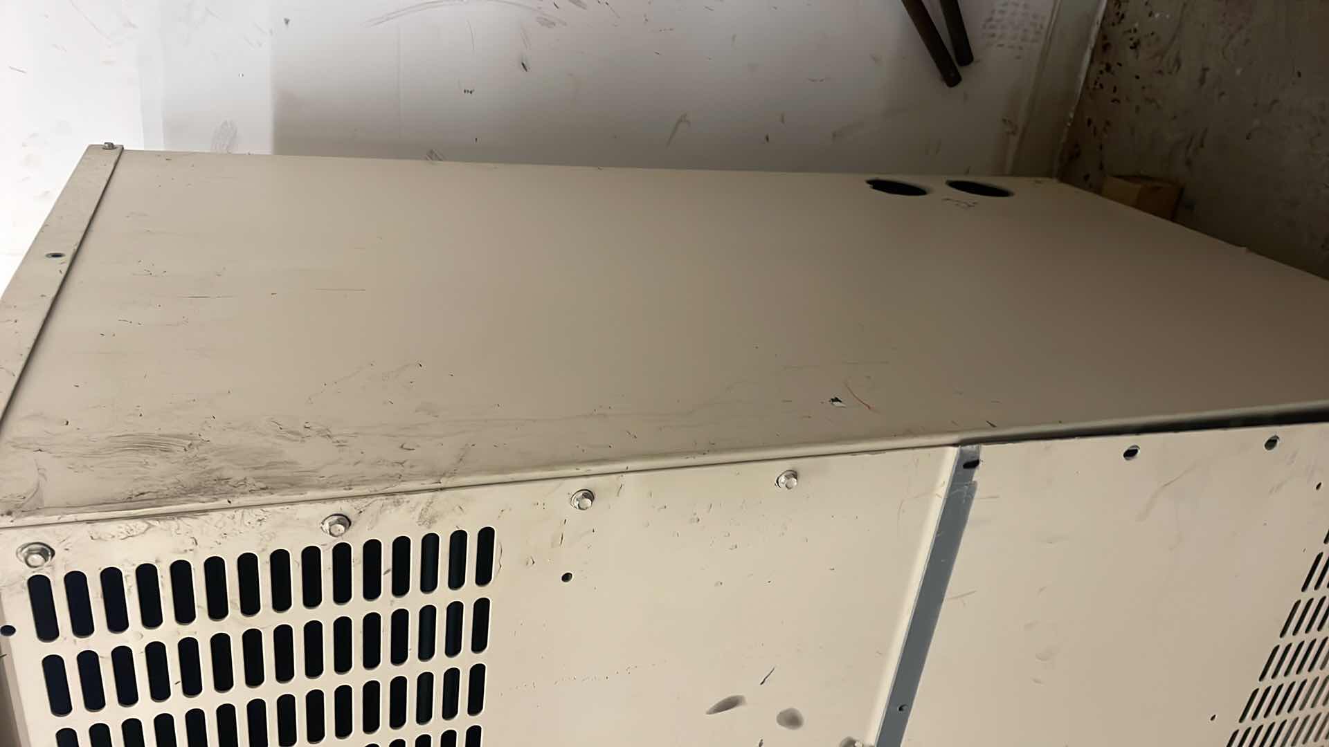 Photo 5 of SQUARE D BY SCHNEIDER ELECTRIC TRANSFORMER, DRY TYPE, DOE 2016, 225KVA, 3 PHASE, 480V DELTA PRIMARY, 208Y/120V SECONDARY, 25J, 150C RISE
EX225T3H