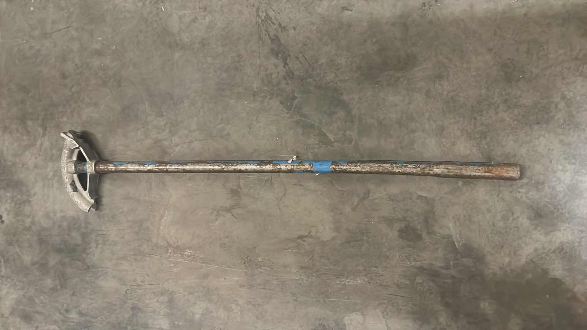 Photo 2 of ALUMINUM BENDER W/HANDLE 1/2" EMT