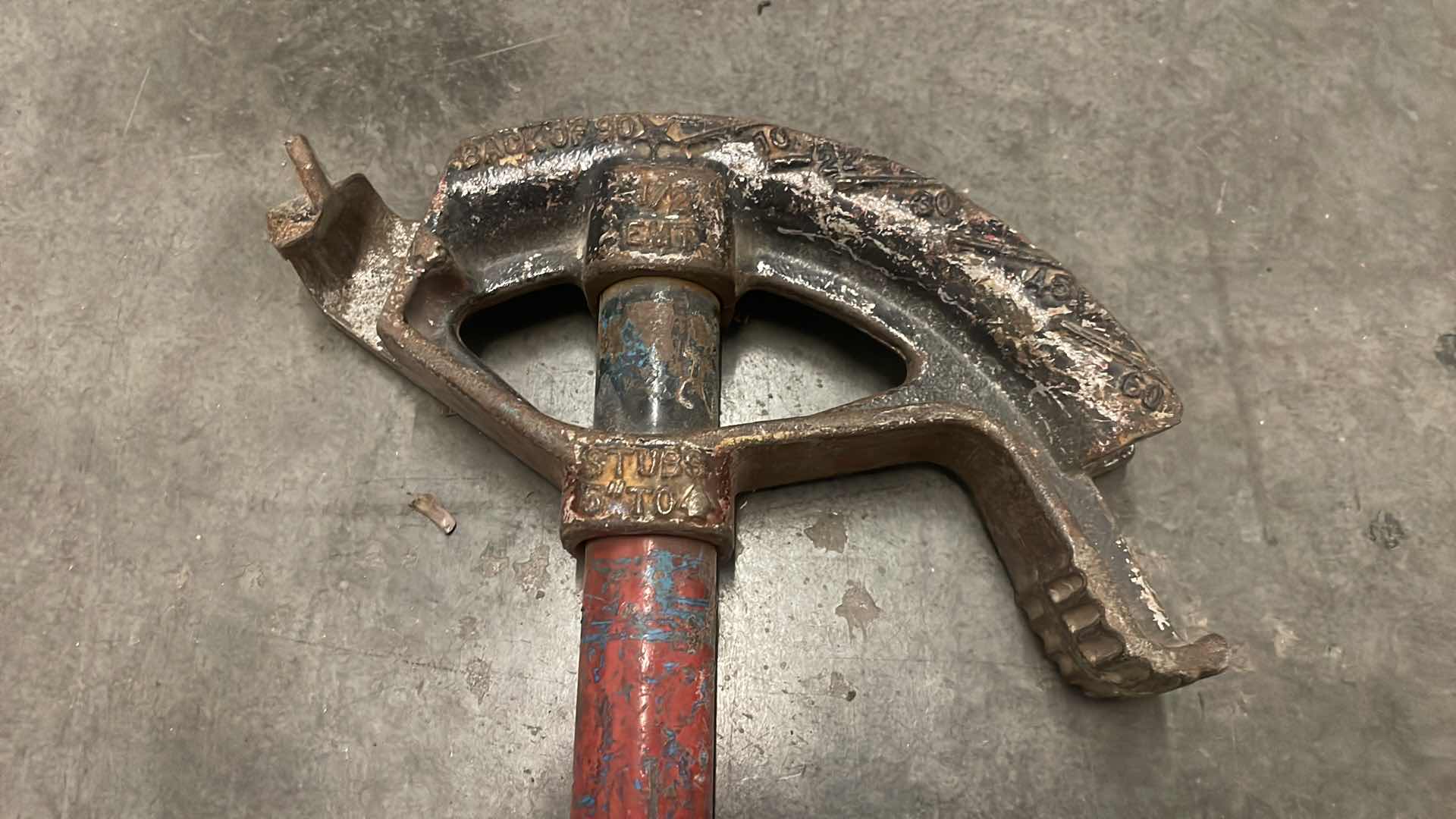 Photo 1 of DUCTILE IRON BENDER 74-001 W/HANDLE - 1/2" EMT