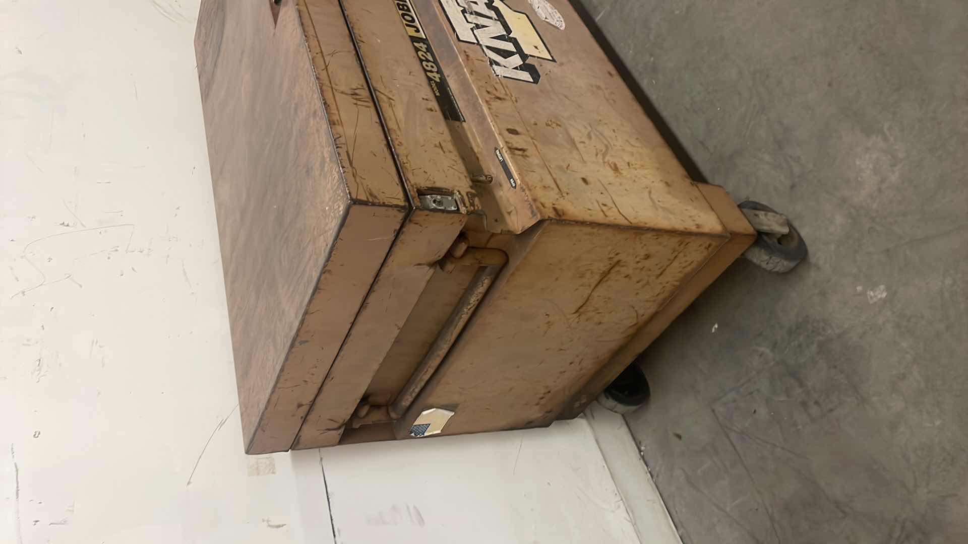 Photo 1 of KNAACK 4824 JOBMASTER CHEST ON WHEELS