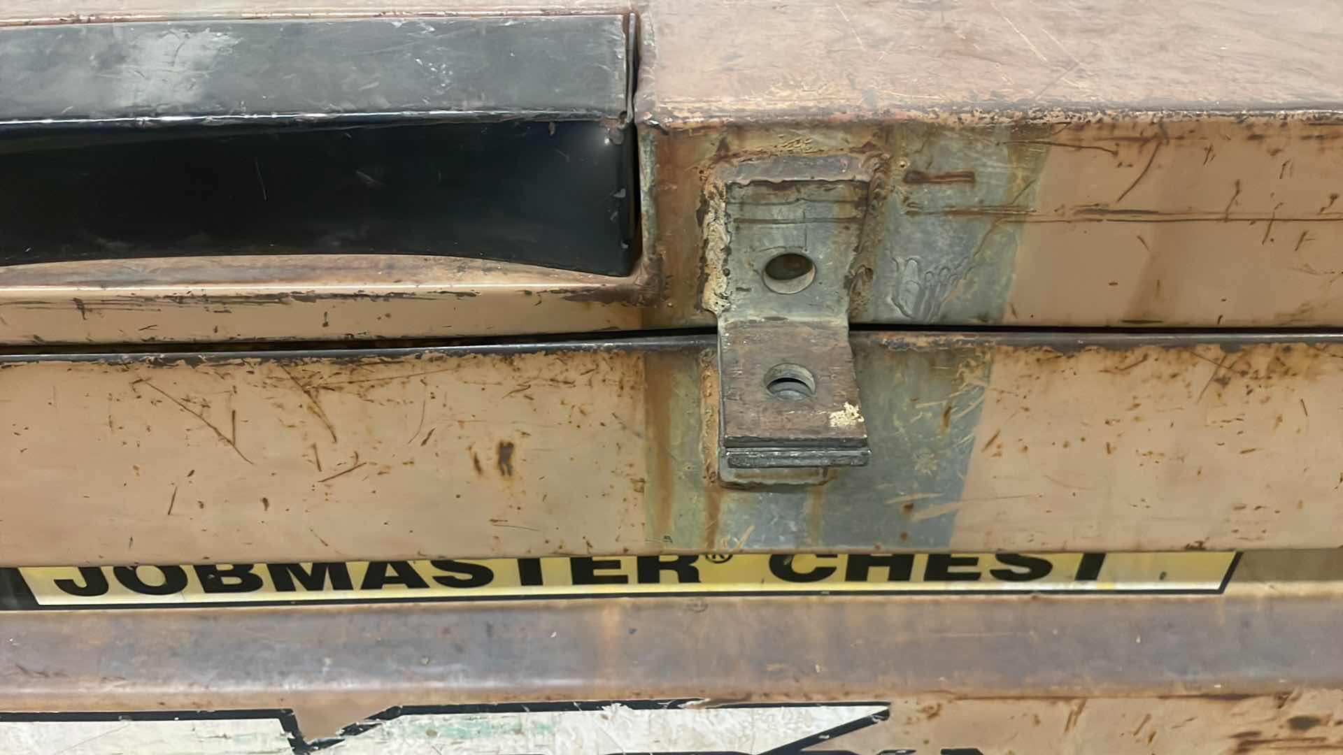 Photo 2 of KNAACK 4824 JOBMASTER CHEST ON WHEELS
