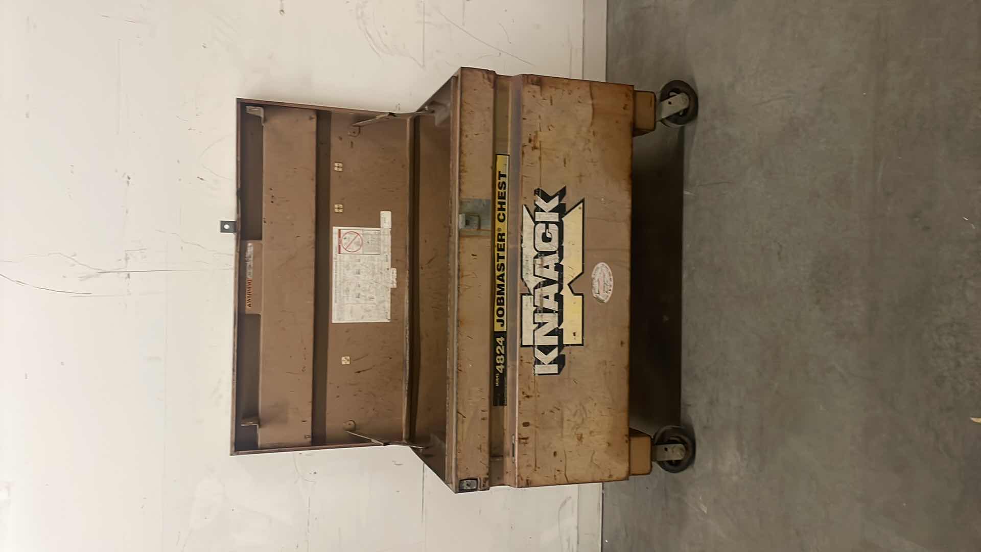 Photo 4 of KNAACK 4824 JOBMASTER CHEST ON WHEELS