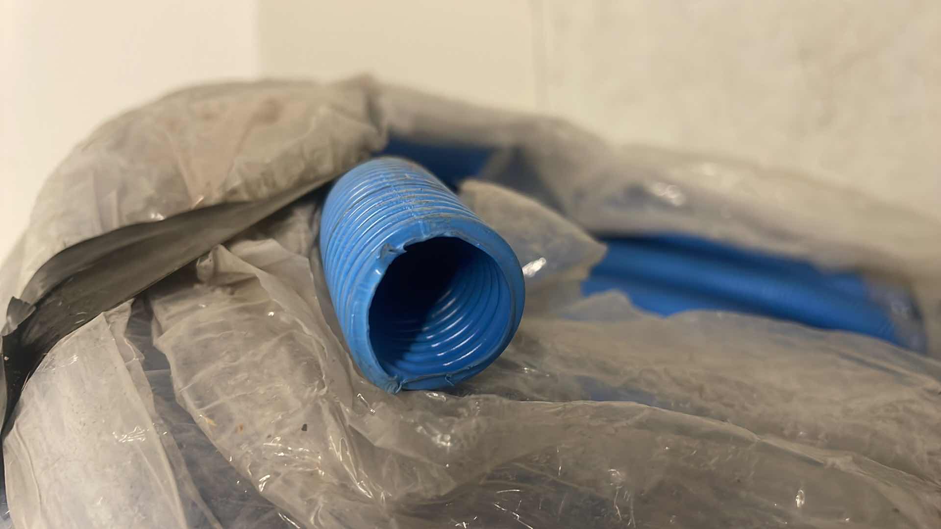 Photo 1 of CARLON 12007-100 3/4" ENT FLEX-PLUS® NON-METALLIC FLEXIBLE CONDUIT, BLUE UNKNOWN FOOTAGE