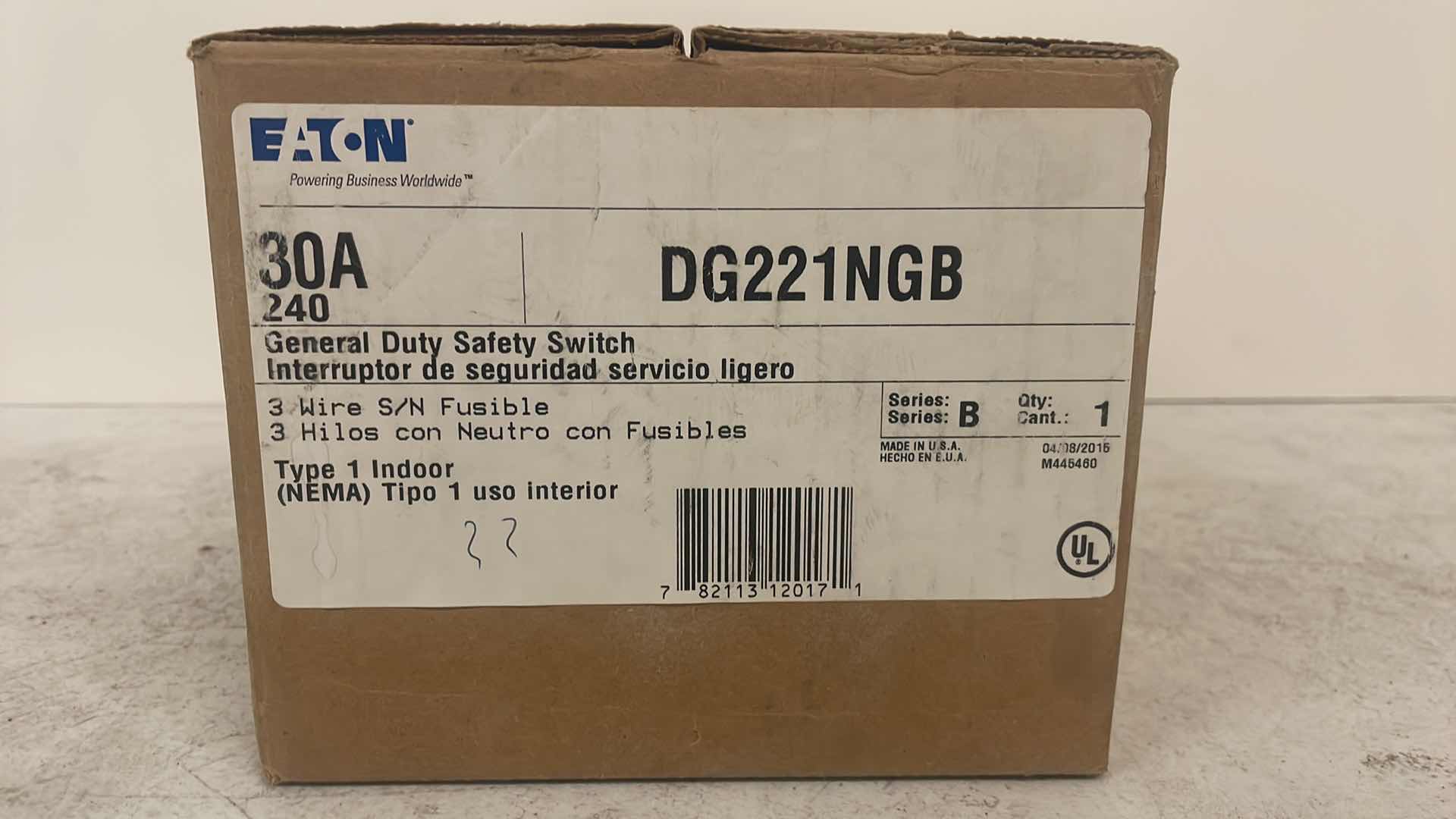 Photo 1 of EATON DG221NGB 30 AMP, 2 POLE, 240 VOLT, NEMA 1, GENERAL DUTY CARTRIDGE FUSE SAFETY SWITCH