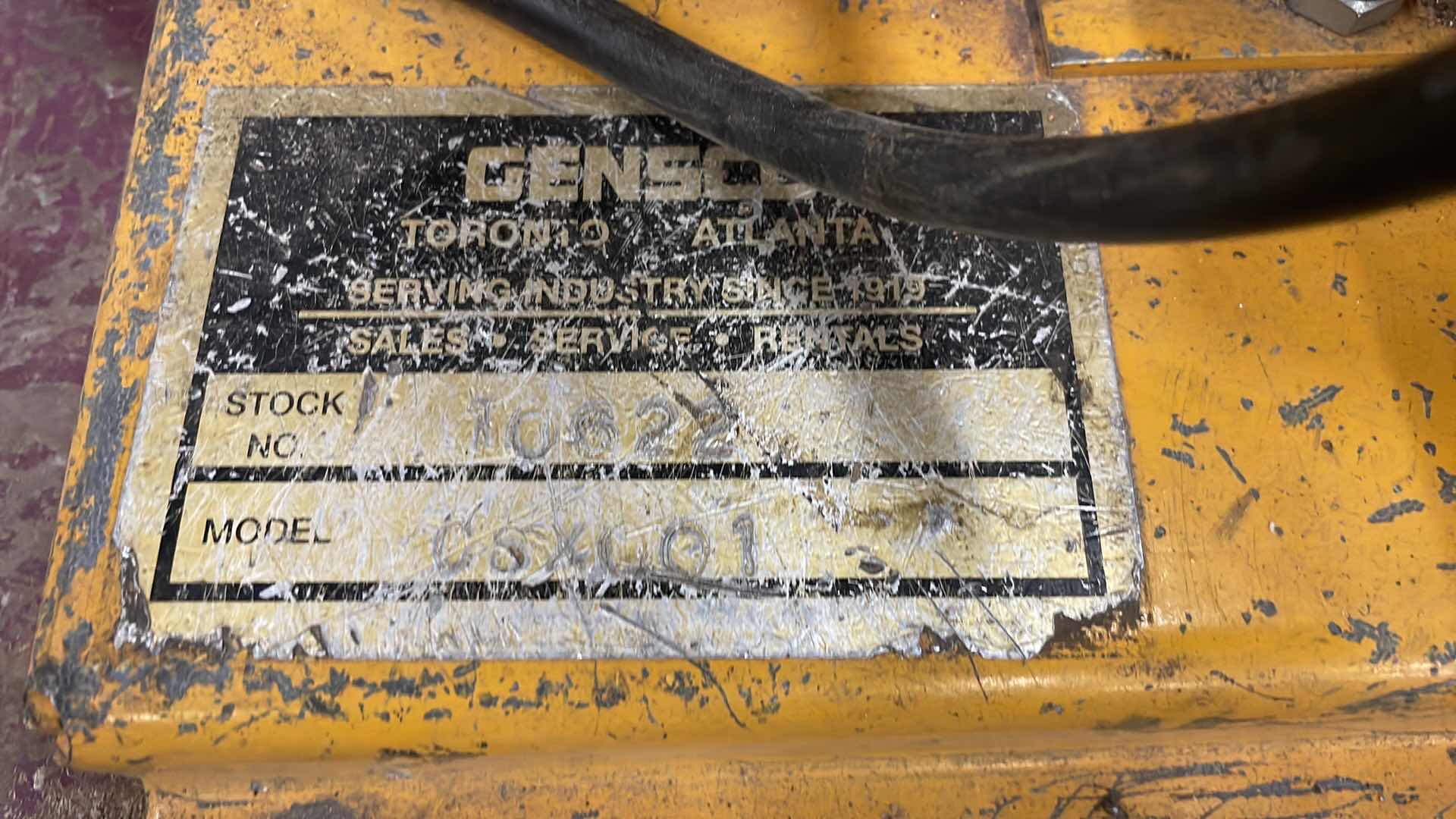 Photo 1 of GENESCO COPPER / ALUMINUM WIRE CABLE, TABLETOP STRIPPER MACHINE , CSX001