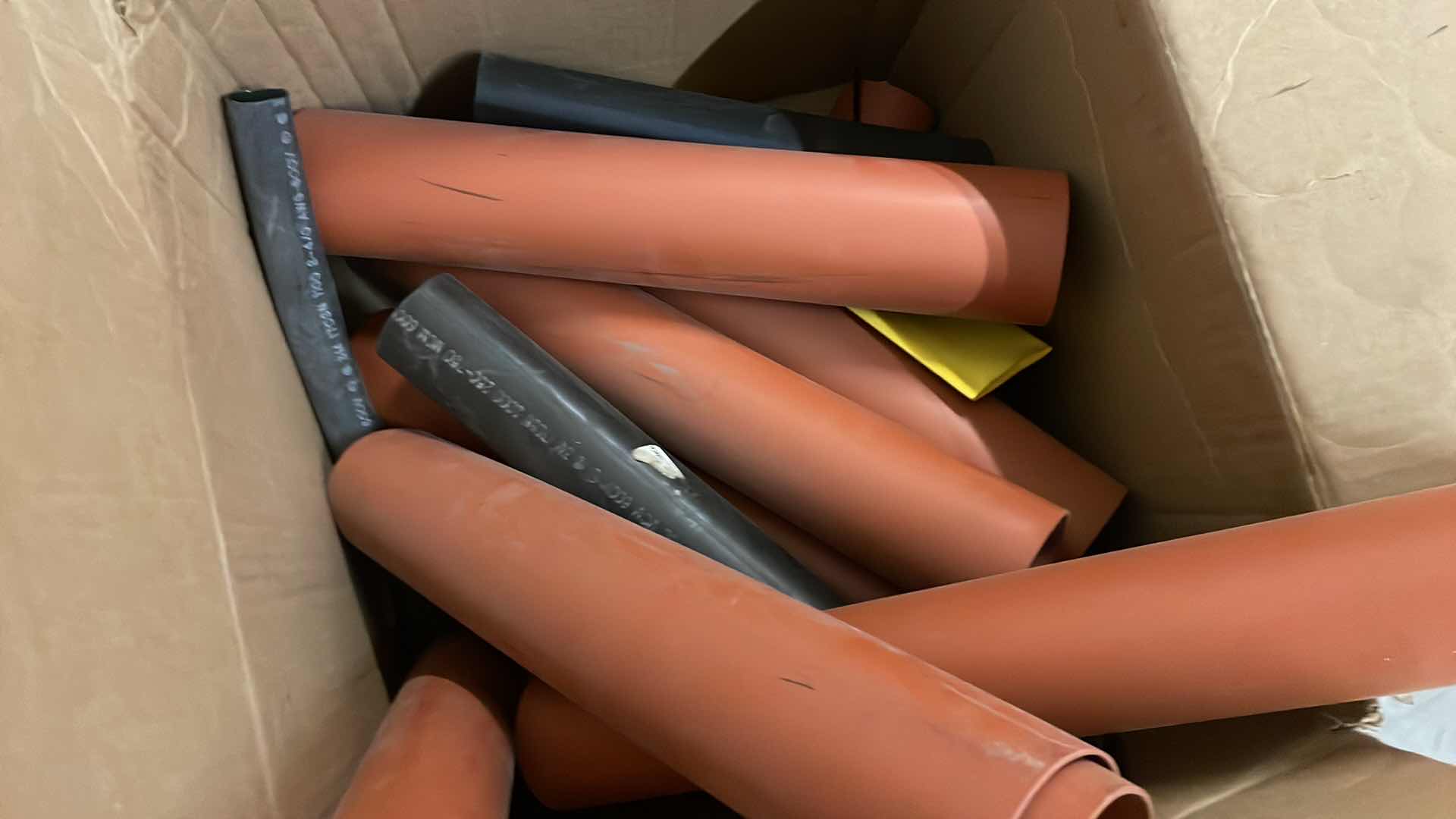 Photo 1 of HEAT SHRINKS VARIETY OF SIZES