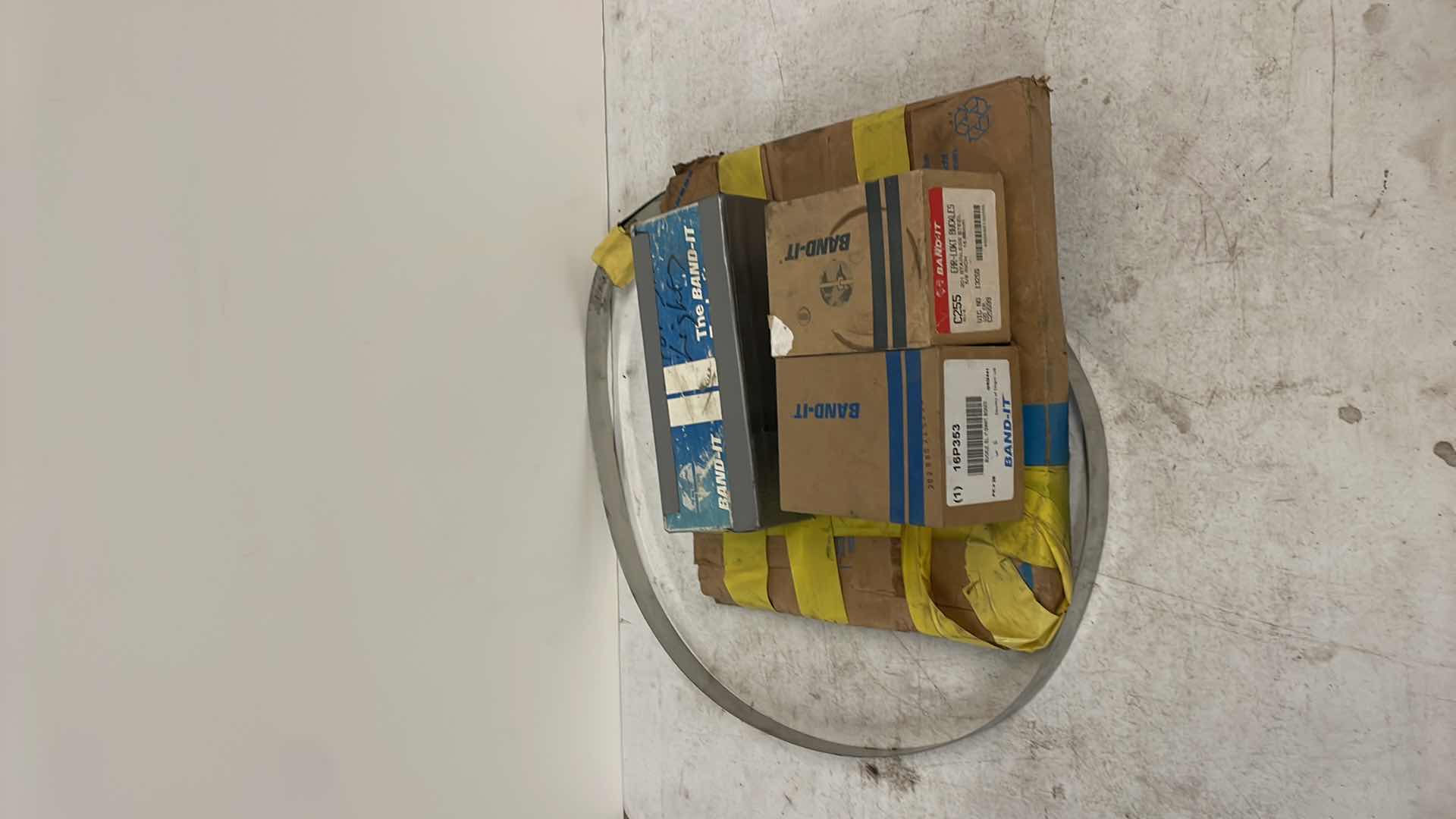 Photo 6 of BANDIT TOOL WITH BANDING AND CLIPS