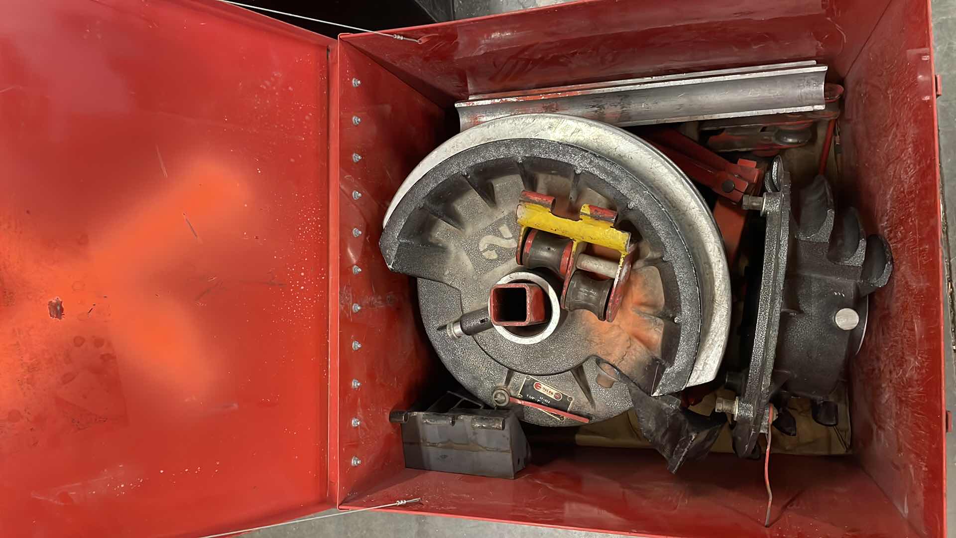 Photo 1 of ENSLEY E-6679 1/2" - 2" RIGID SHOE GROUP BOX CONDUIT BENDER DIES