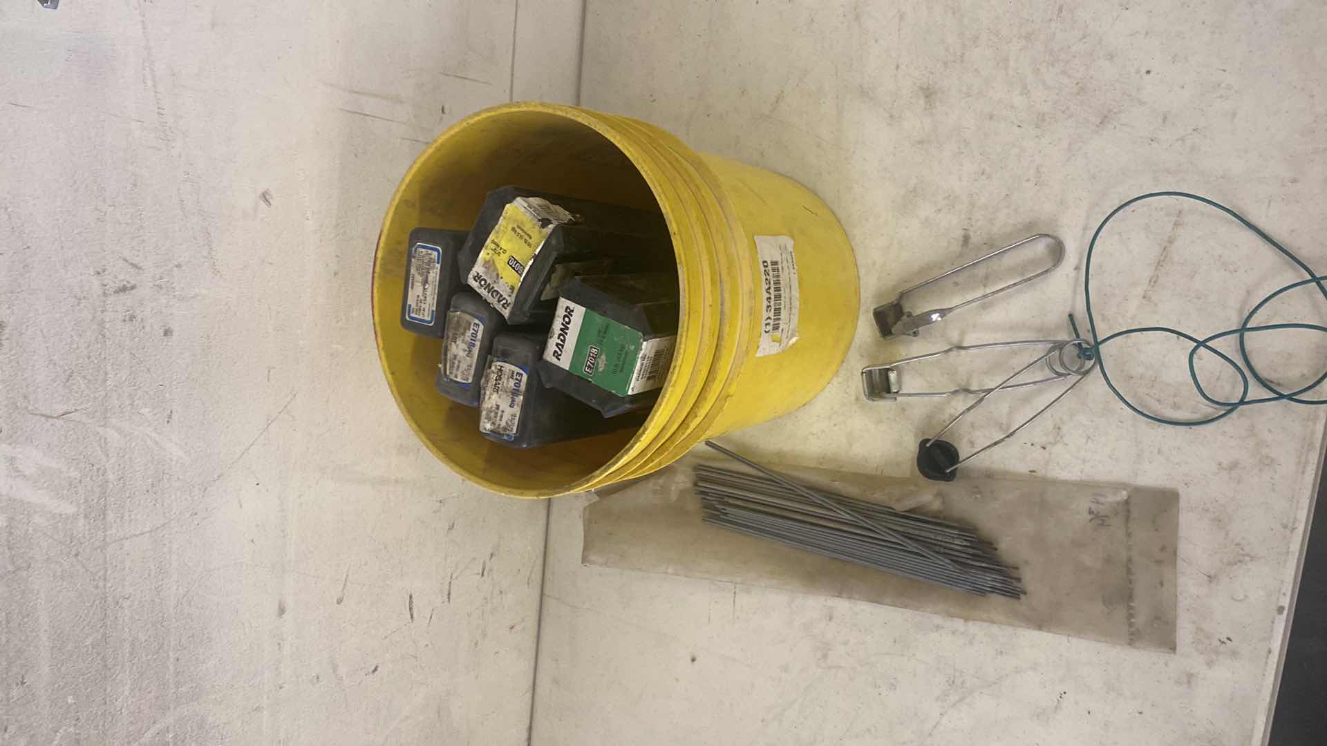 Photo 1 of RADNOR WELDING RODS 
3 STARTERS