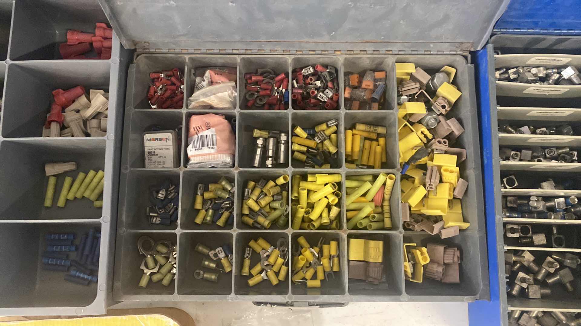 Photo 4 of ELECTRICAL CONNECTIONS HEAT SRINK