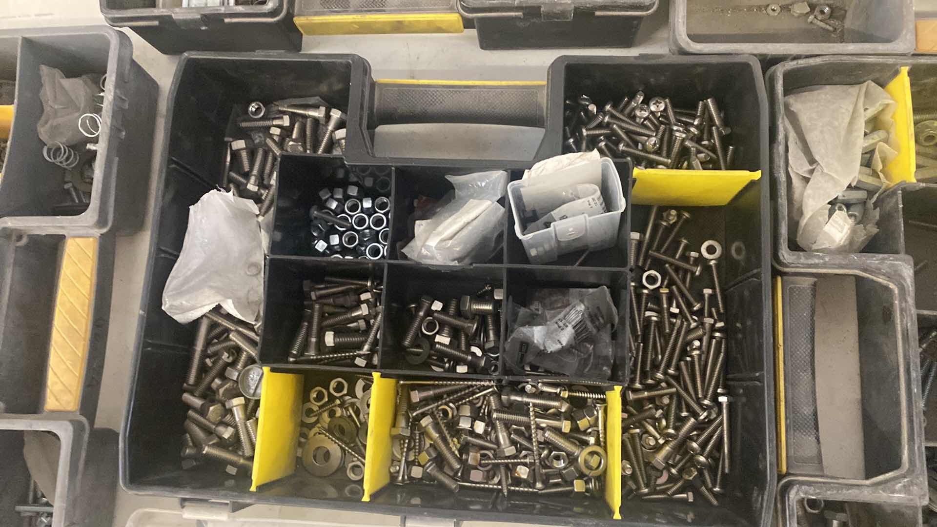 Photo 9 of GENERAL HARDWARE 
9 CASES