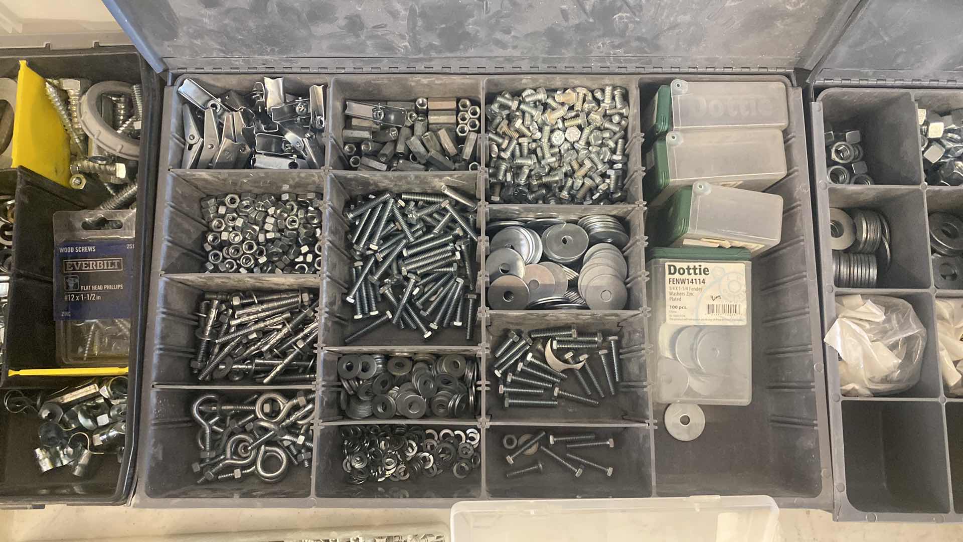 Photo 6 of GENERAL HARDWARE 
13 CASES