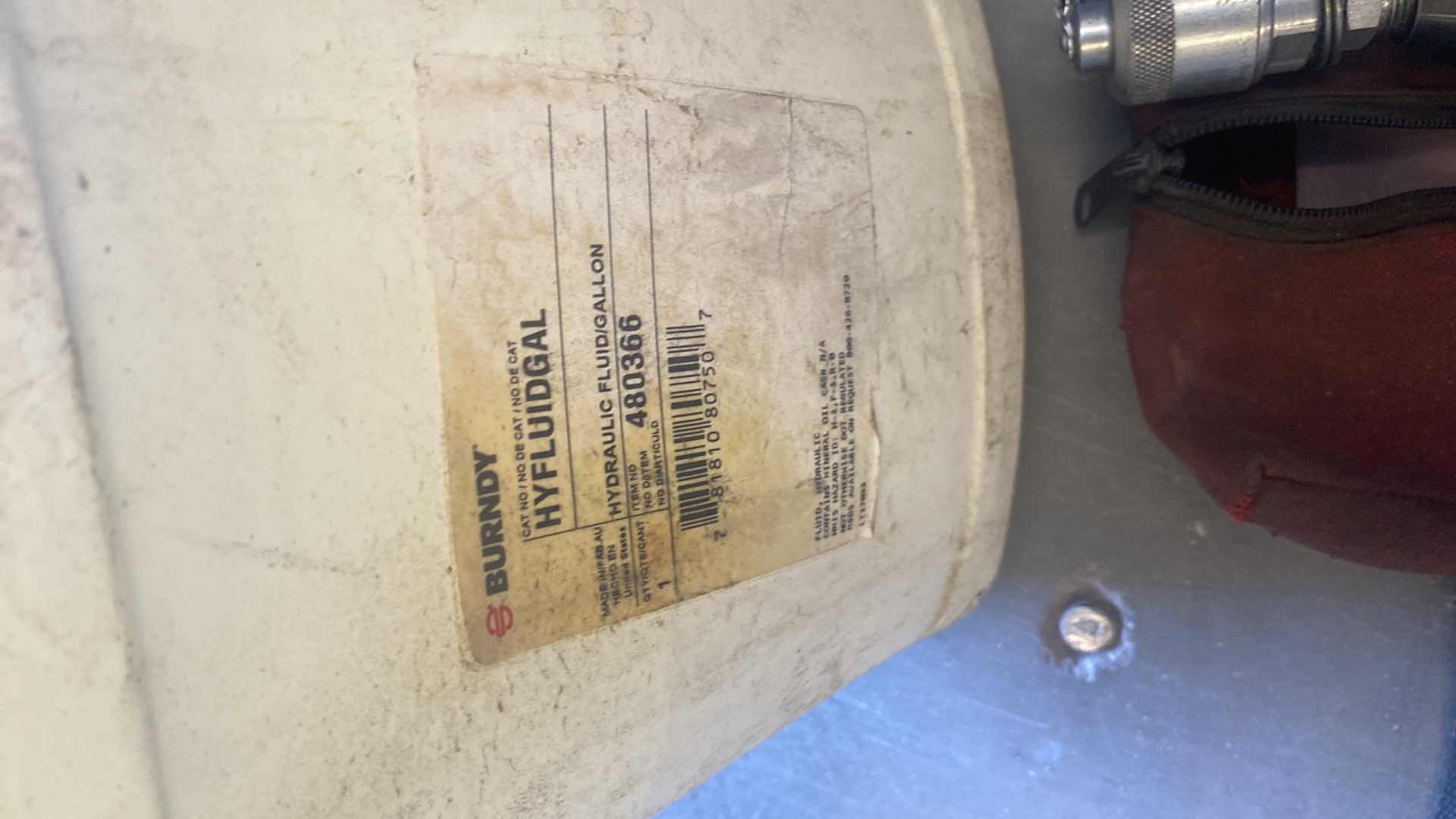 Photo 8 of BURNDY EPP-SERIES ELECTRIC HYDRAULIC PUMP WITH PRESSES AND CUTTING TOOL 10,000 PSI