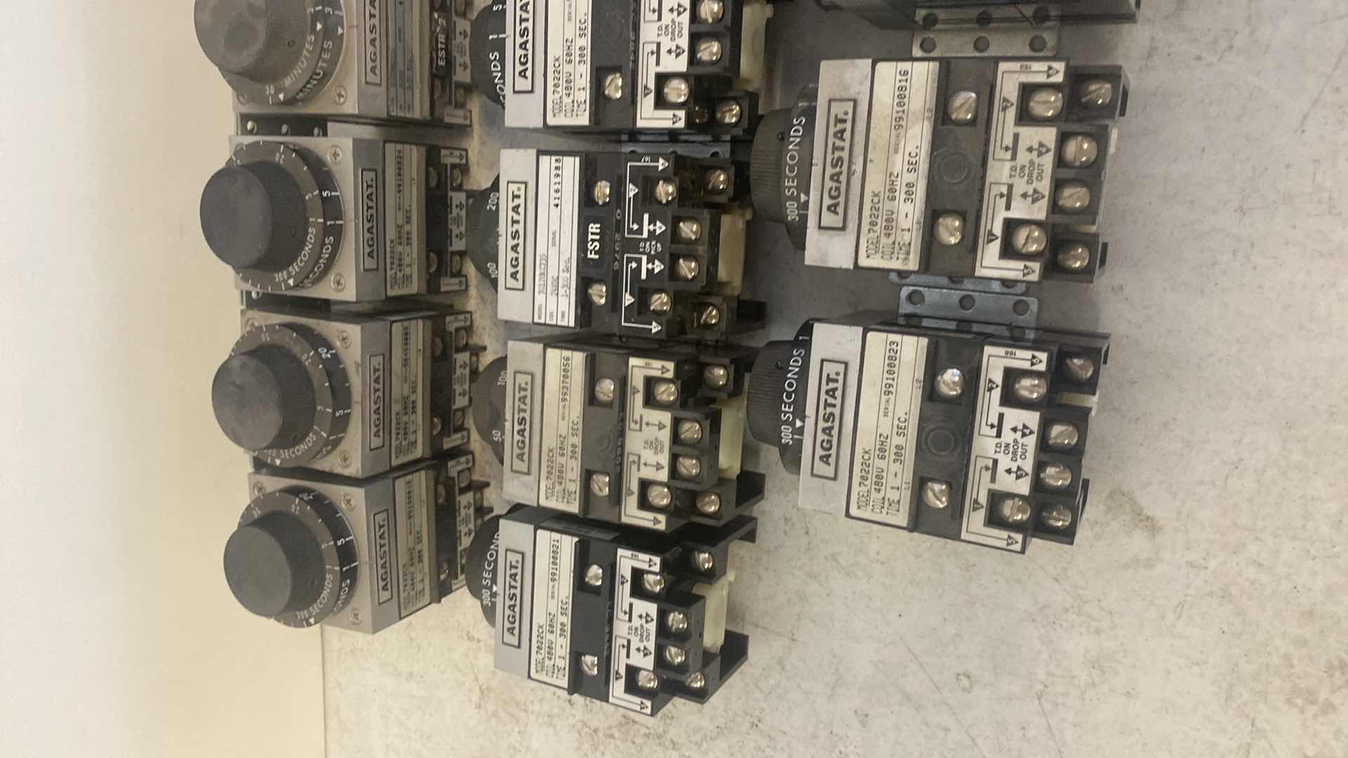 Photo 2 of AGASTAT 7022CK TIME DELAY RELAY (18)