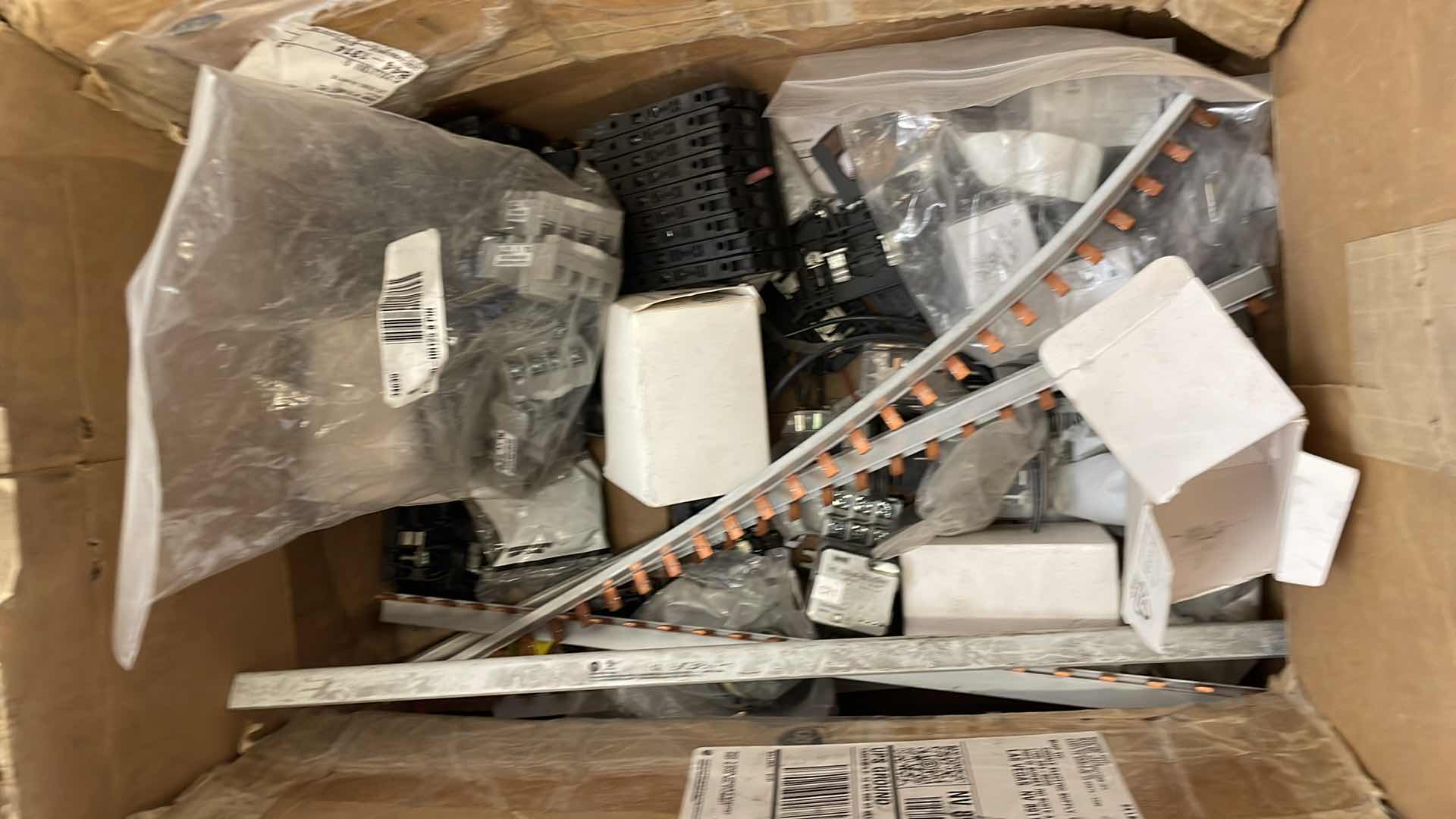 Photo 6 of ELECTRICAL COMPONENTS