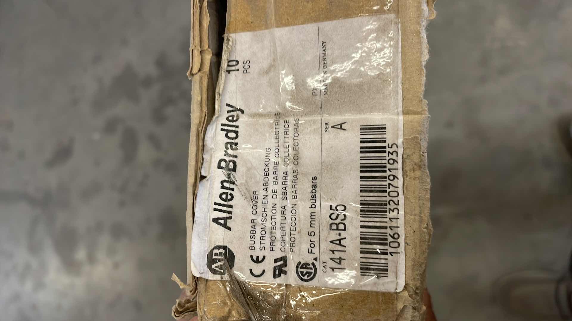 Photo 1 of ALLEN-BRADLEY 141A-BS5 MCS SINGLE POLE SNAP-ON BUSBAR COVER