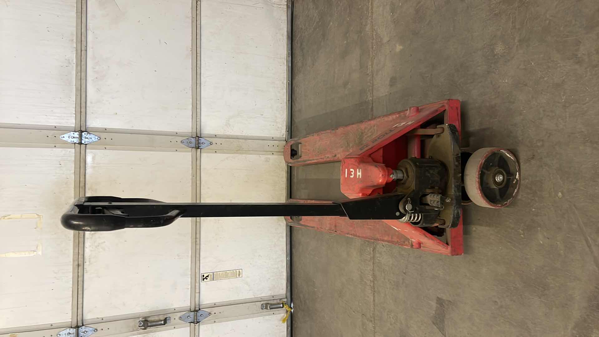 Photo 5 of EZ ROLL CASTERS 20" X 48" 5500LB PALLET JACK
MODEL EZ-2048