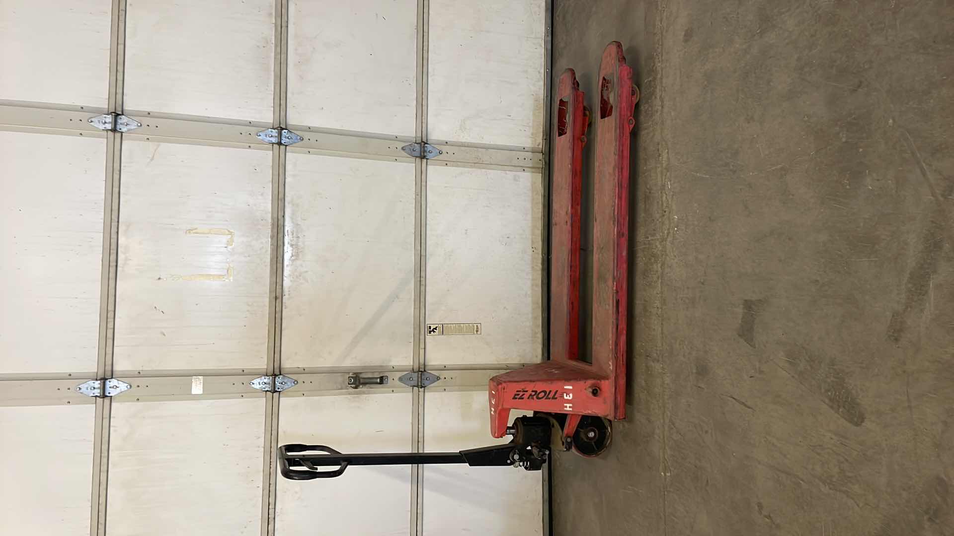 Photo 3 of EZ ROLL CASTERS 20" X 48" 5500LB PALLET JACK
MODEL EZ-2048