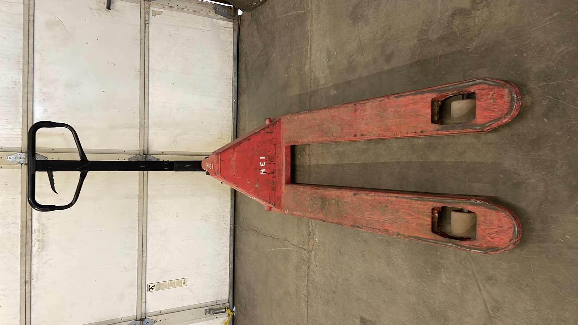 Photo 2 of EZ ROLL CASTERS 20" X 48" 5500LB PALLET JACK
MODEL EZ-2048