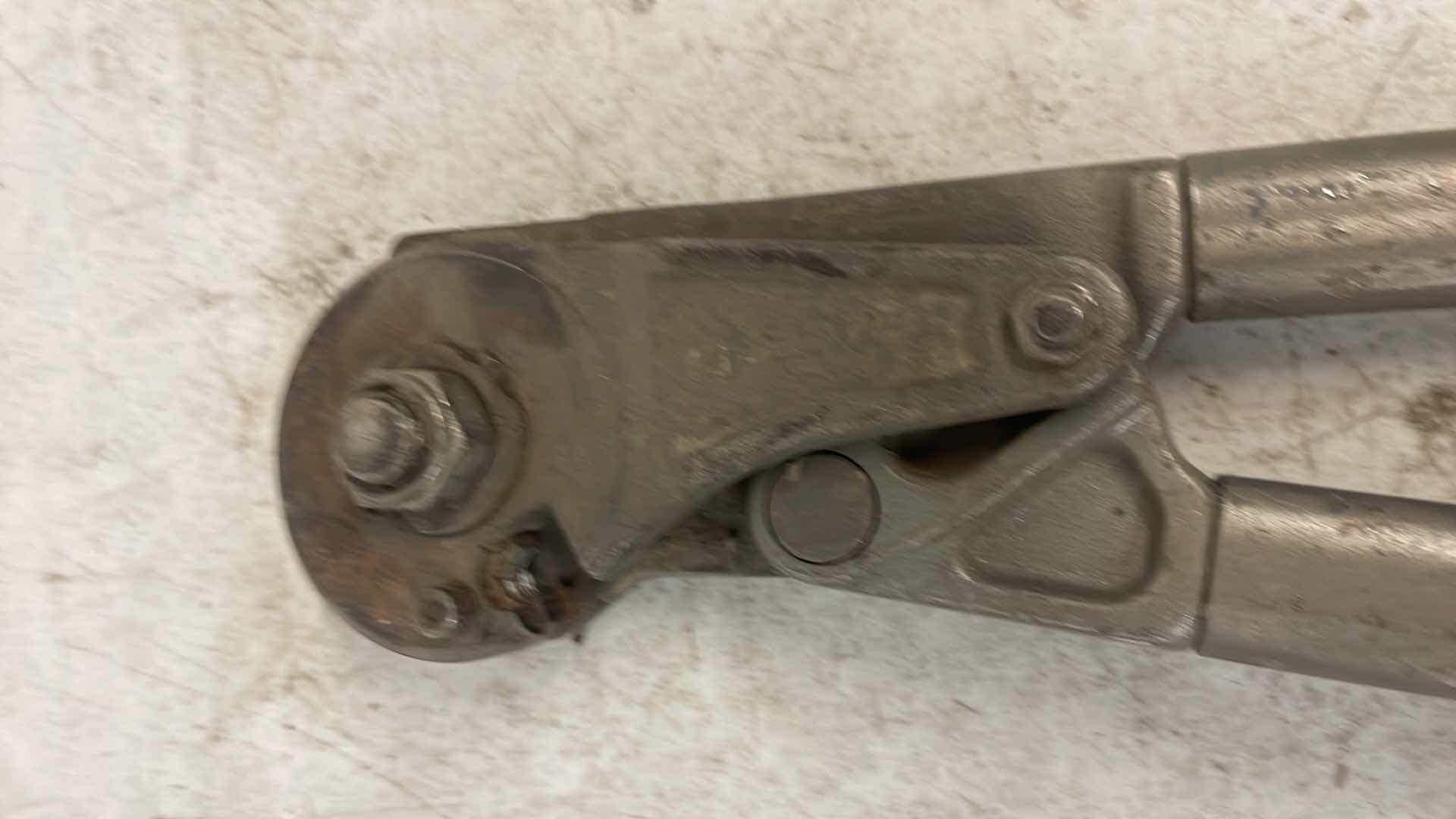 Photo 5 of MCC ALL SCREW CUTTER AB 3WG