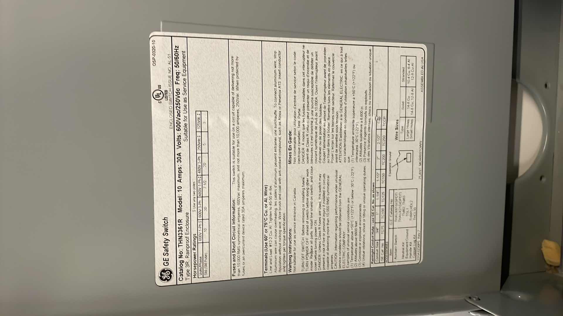 Photo 1 of GE HEAVY DUTY SAFETY SWITCH 30A 600V MAX HP 30