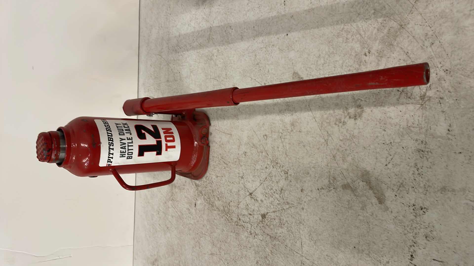 Photo 1 of PITTSBURGH 12 TON BOTTLE JACK