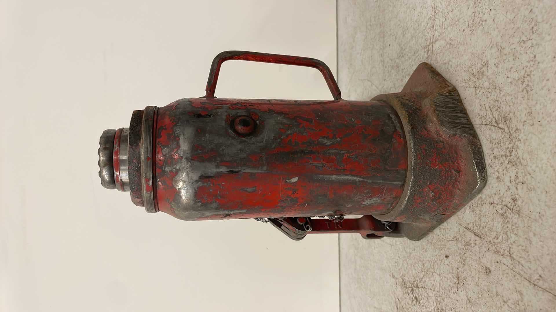 Photo 2 of BIG RED 12 TON BOTTLE JACK MISSING HANDLE